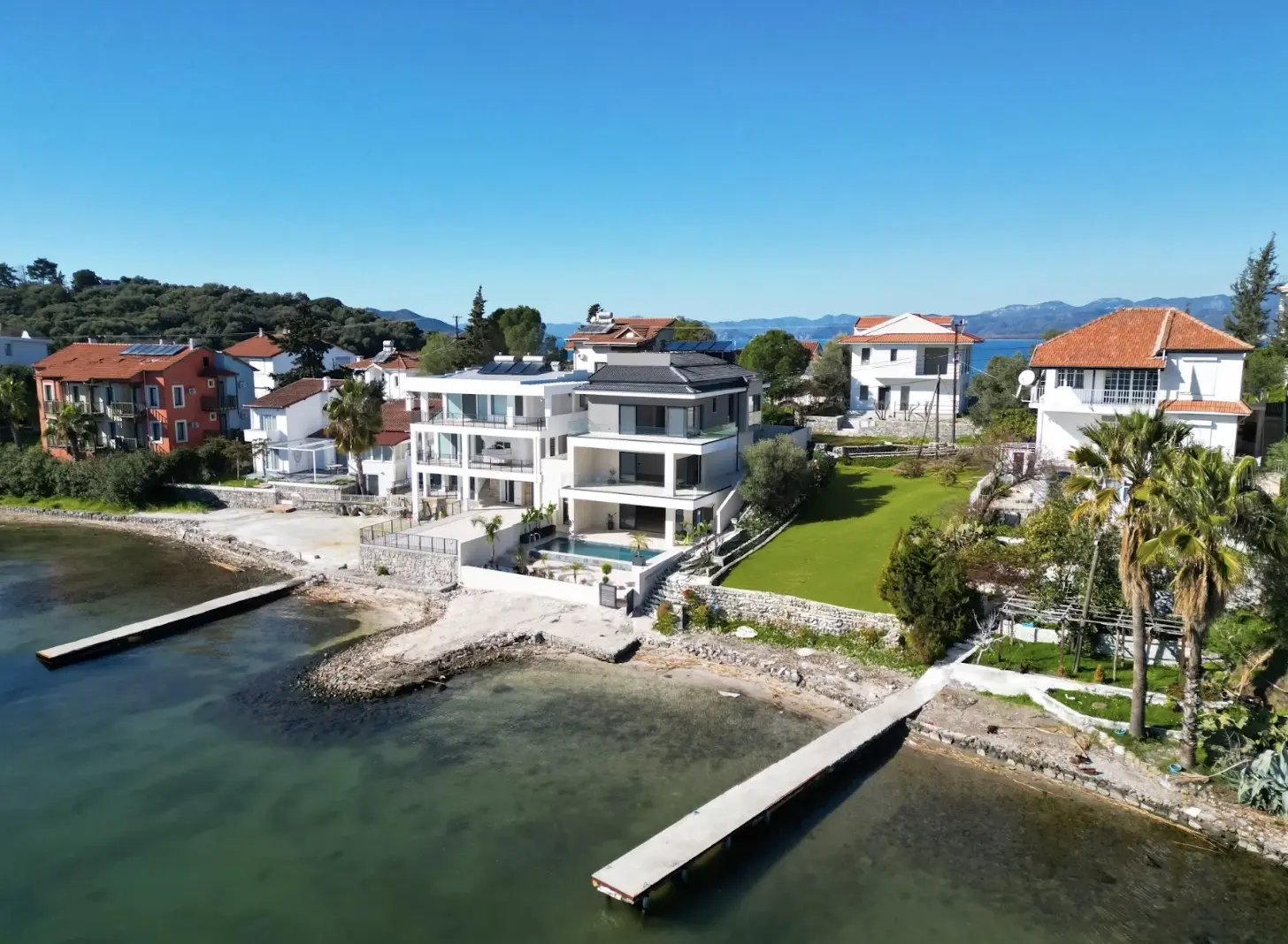 Real estate on Sovalye Island